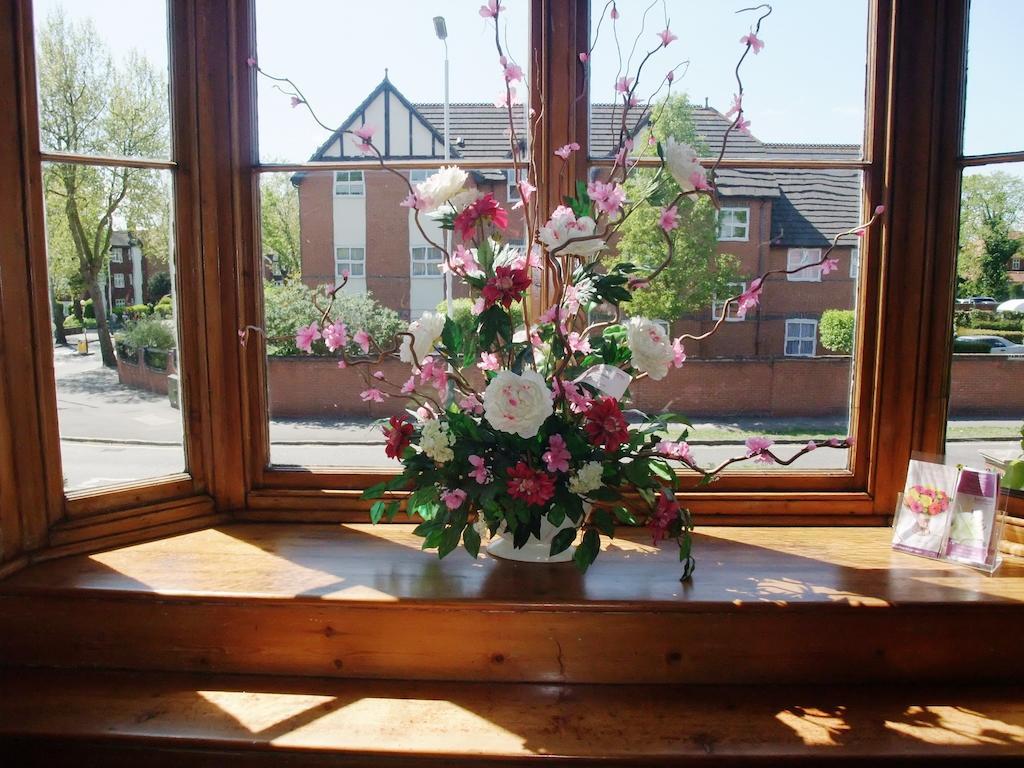 Harefield Manor Hotel Ромфорд Екстер'єр фото